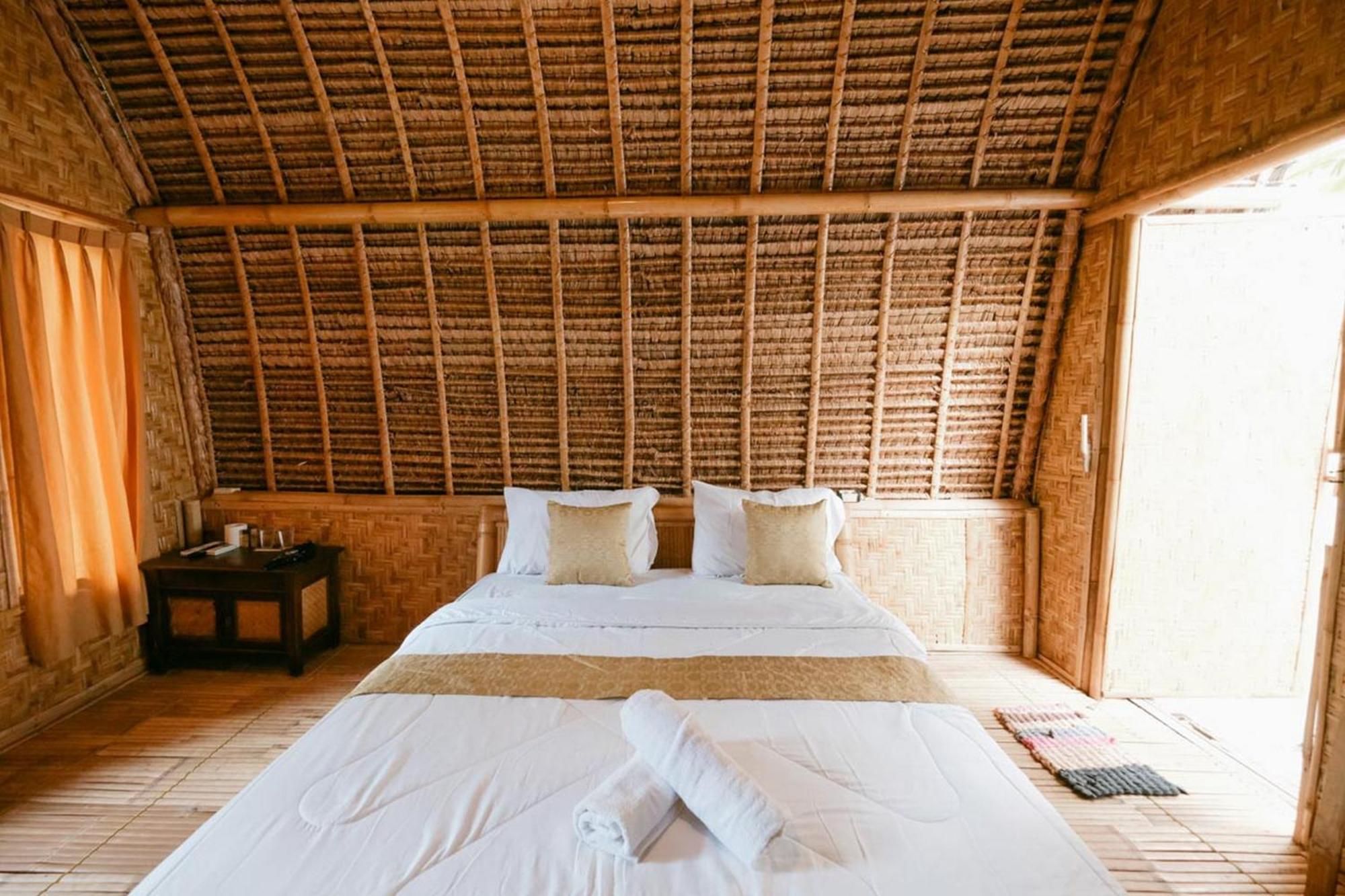 Cici Bungalow Senggigi Mangsit Exteriör bild