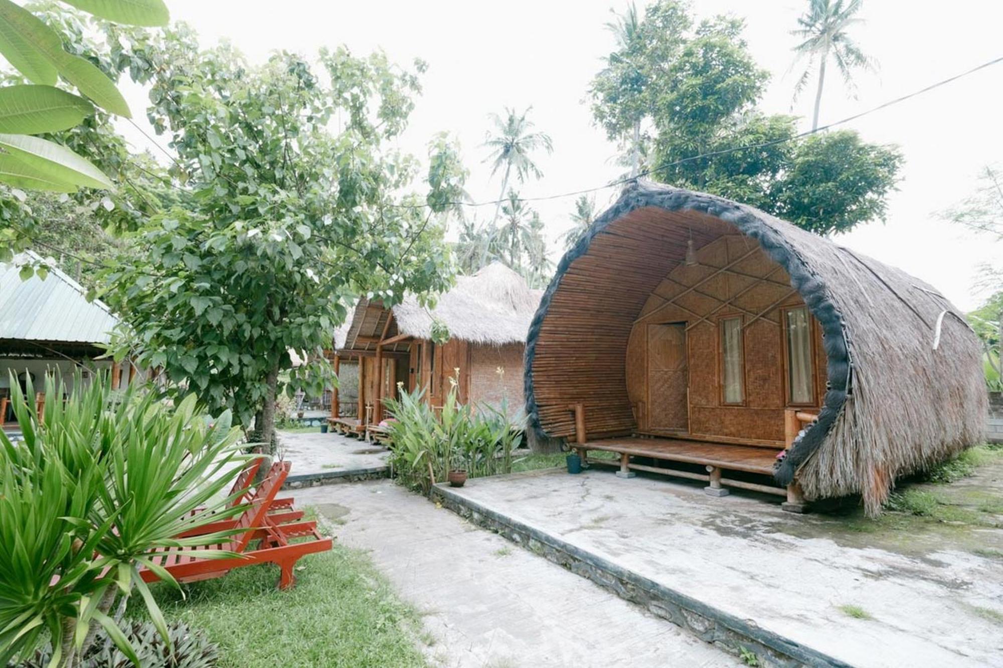 Cici Bungalow Senggigi Mangsit Exteriör bild