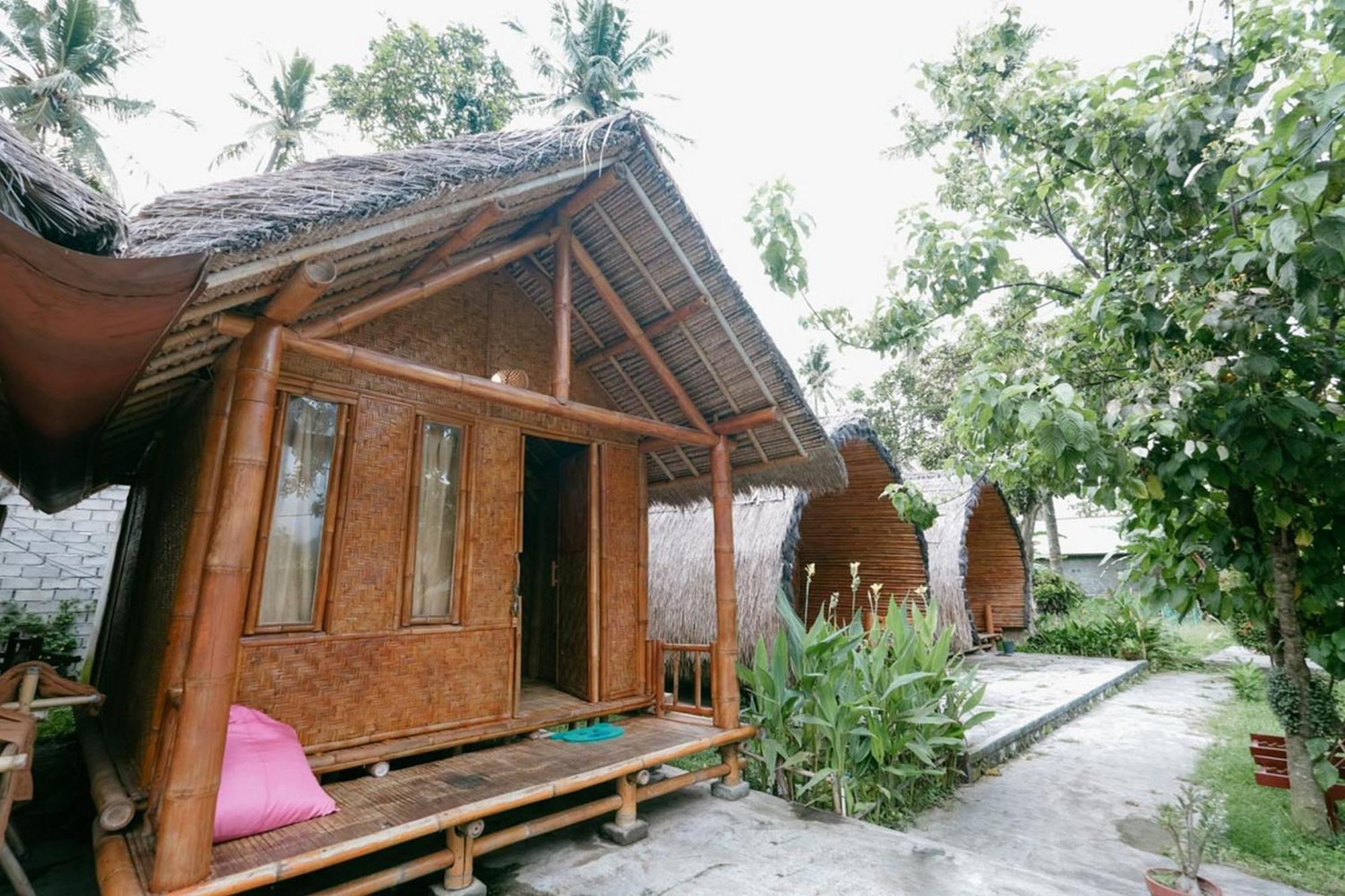 Cici Bungalow Senggigi Mangsit Exteriör bild
