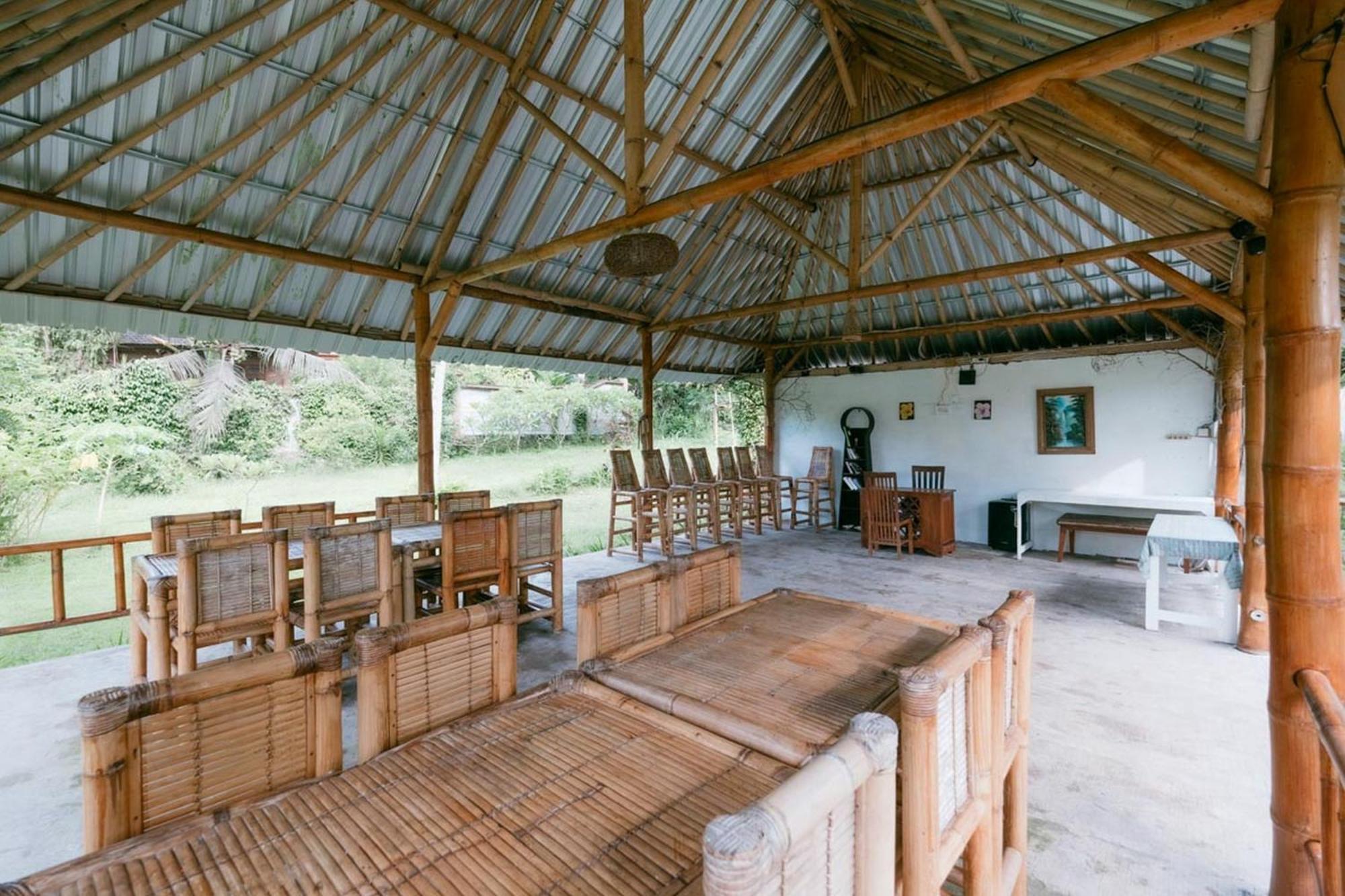 Cici Bungalow Senggigi Mangsit Exteriör bild