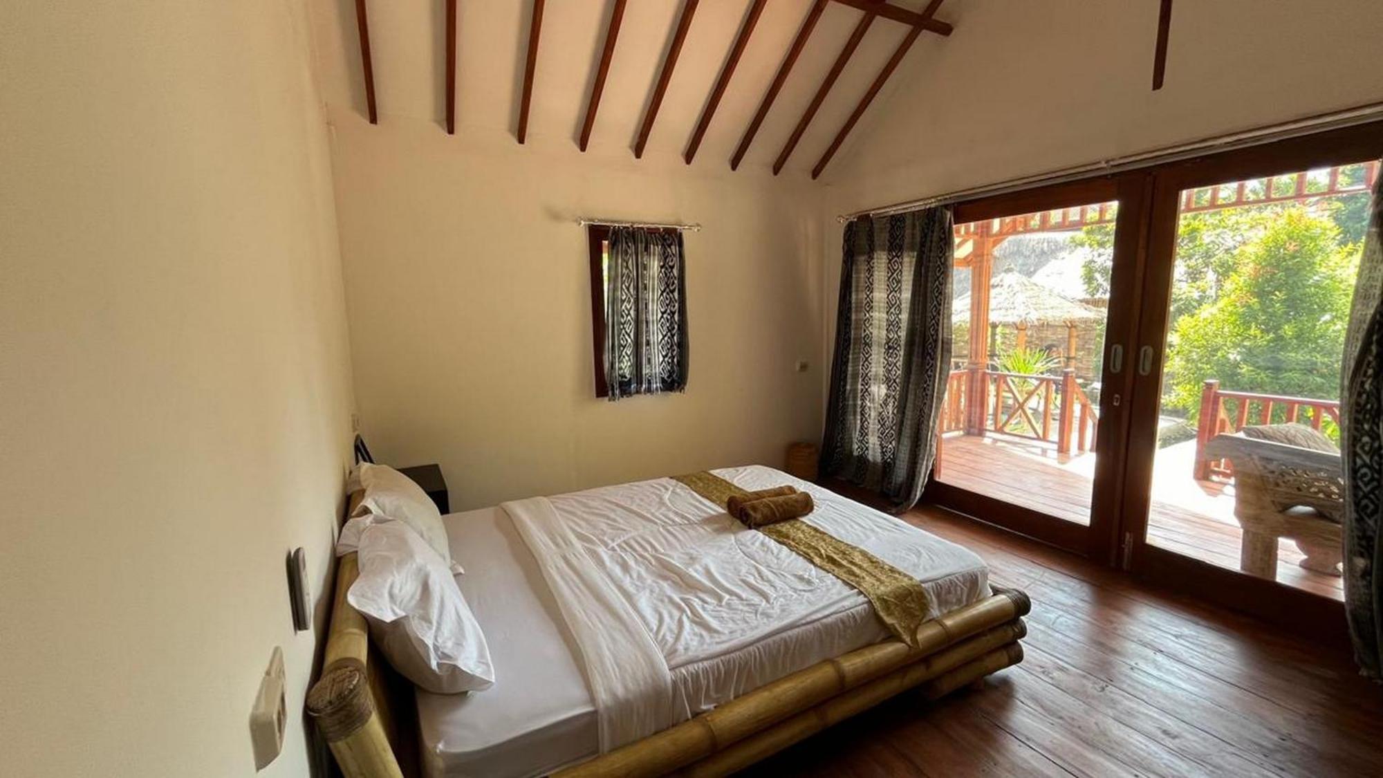 Cici Bungalow Senggigi Mangsit Exteriör bild