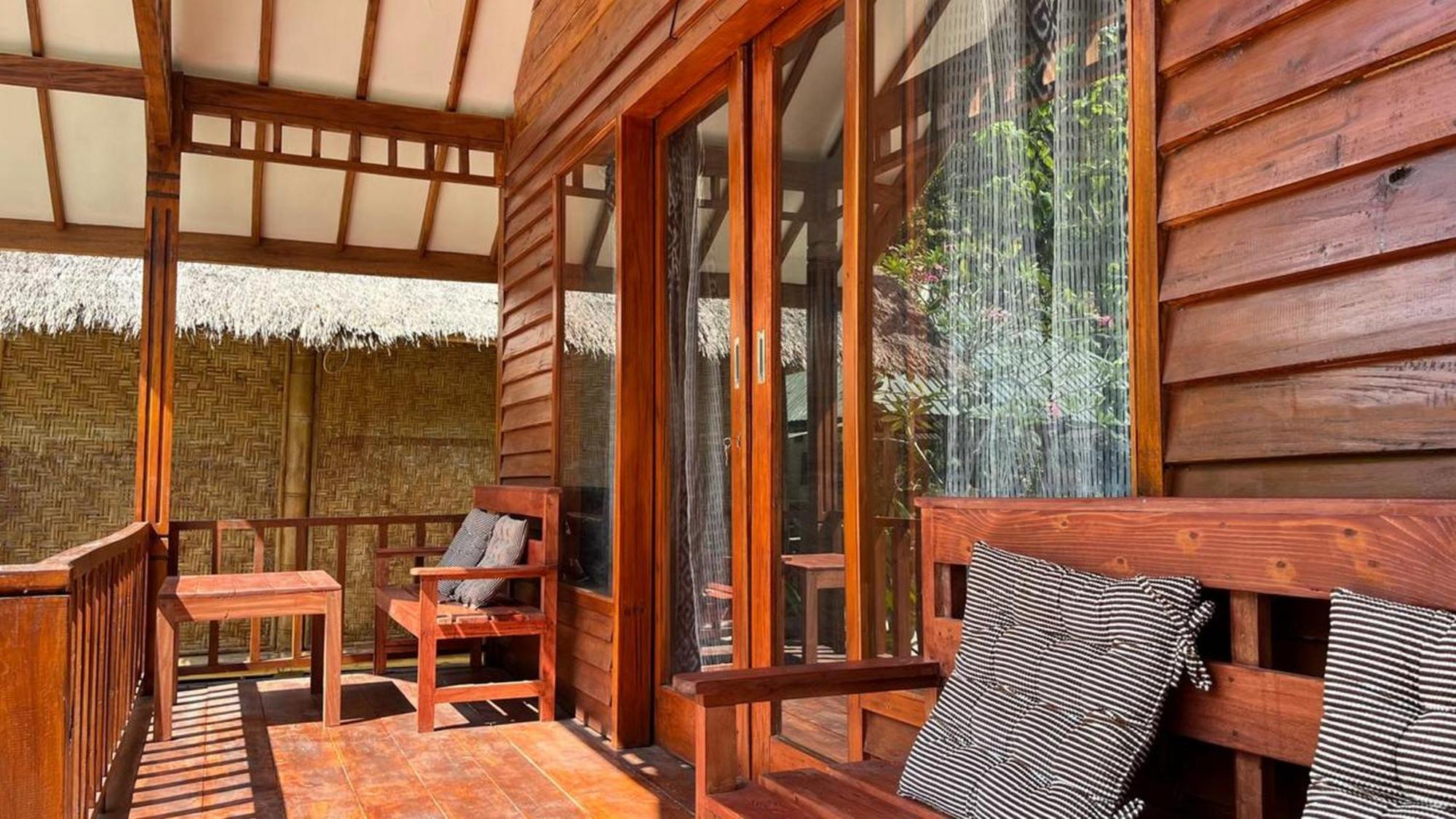 Cici Bungalow Senggigi Mangsit Exteriör bild
