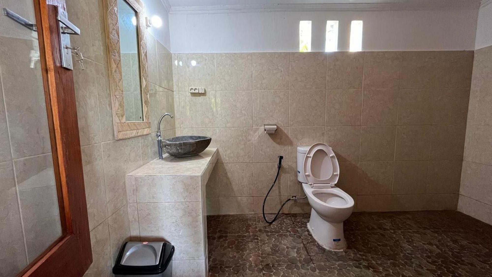 Cici Bungalow Senggigi Mangsit Exteriör bild